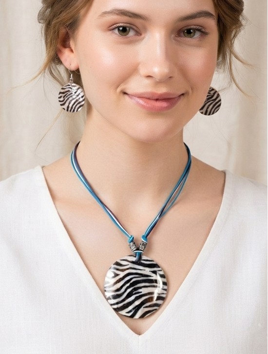 Fashion Zebra Print Necklace and Earring Set